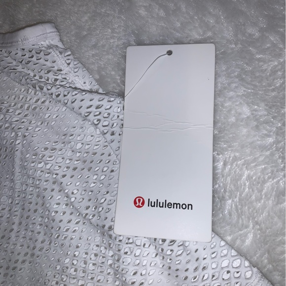 Lululemon Sweat Your Heart Out Tank White Size 10 - Picture 13 of 16